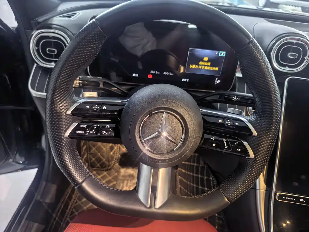 Mercedes-Benz C-Class — миниатюра 10