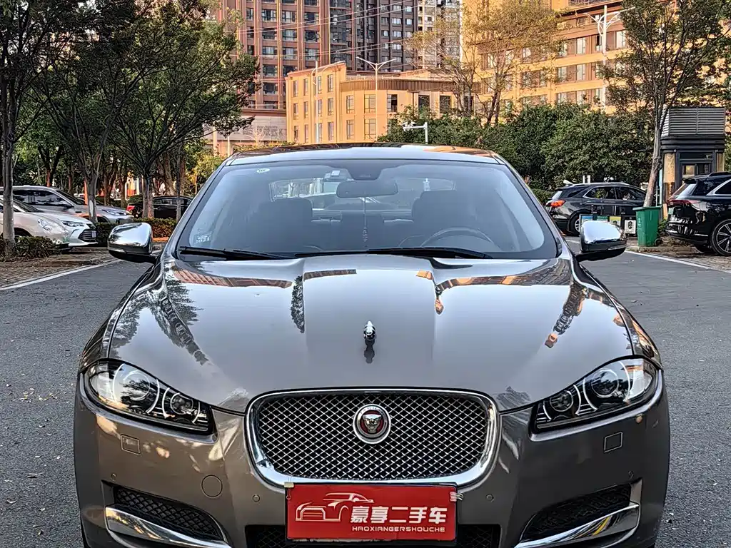 Jaguar XF — миниатюра 2