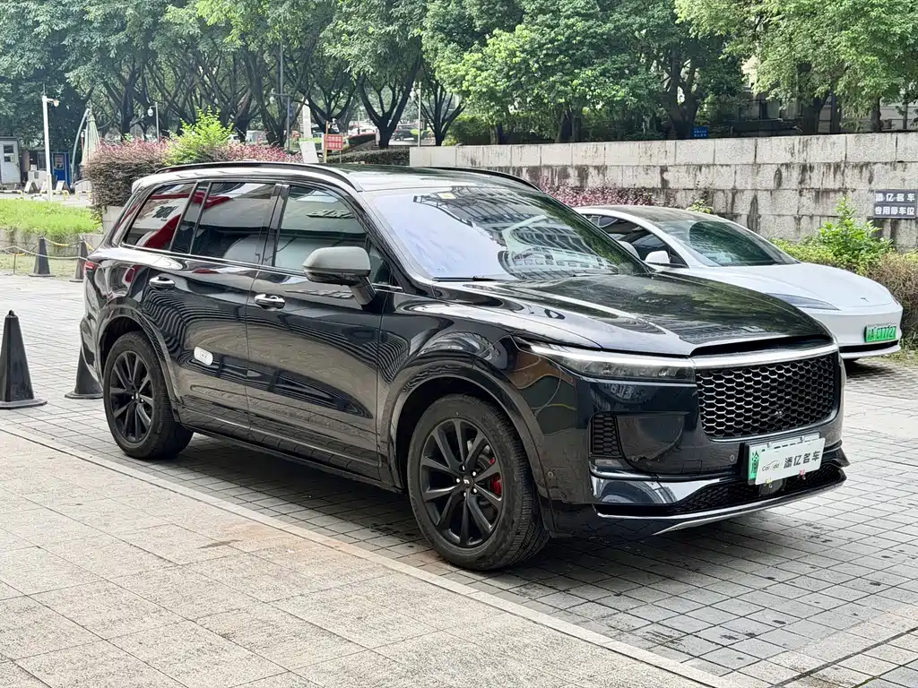 Li Auto Li ONE — миниатюра 3