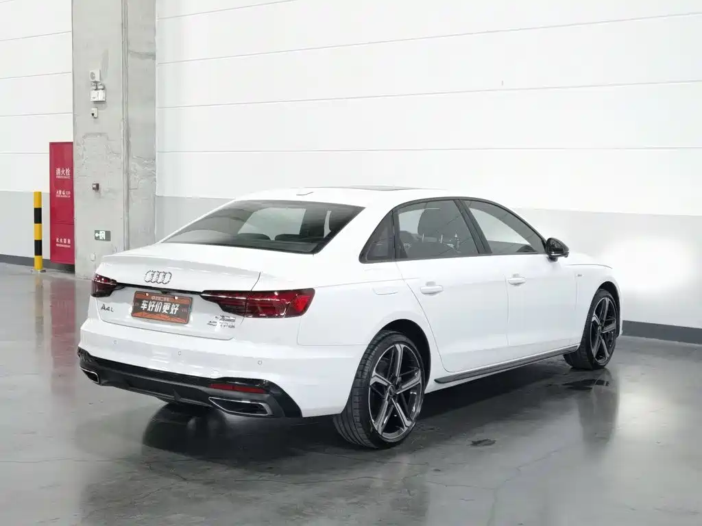 Audi A4L — миниатюра 2