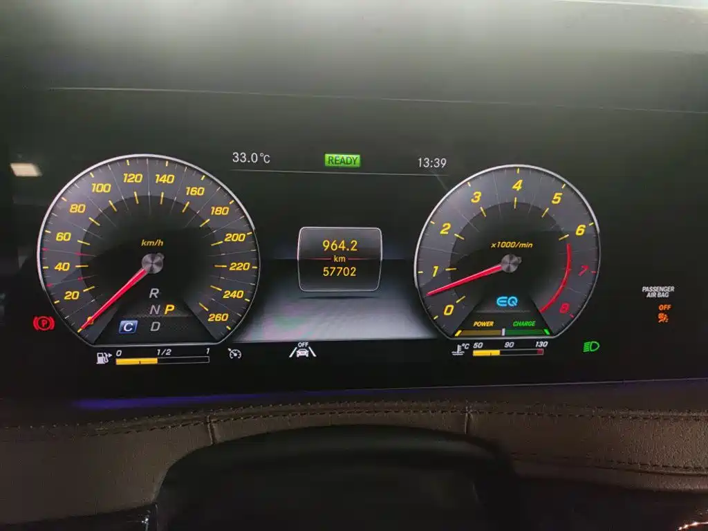 Mercedes-Benz S-Class — миниатюра 2