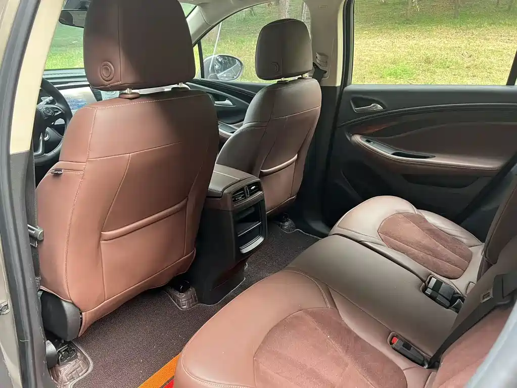 Buick Envision Plus — миниатюра 7