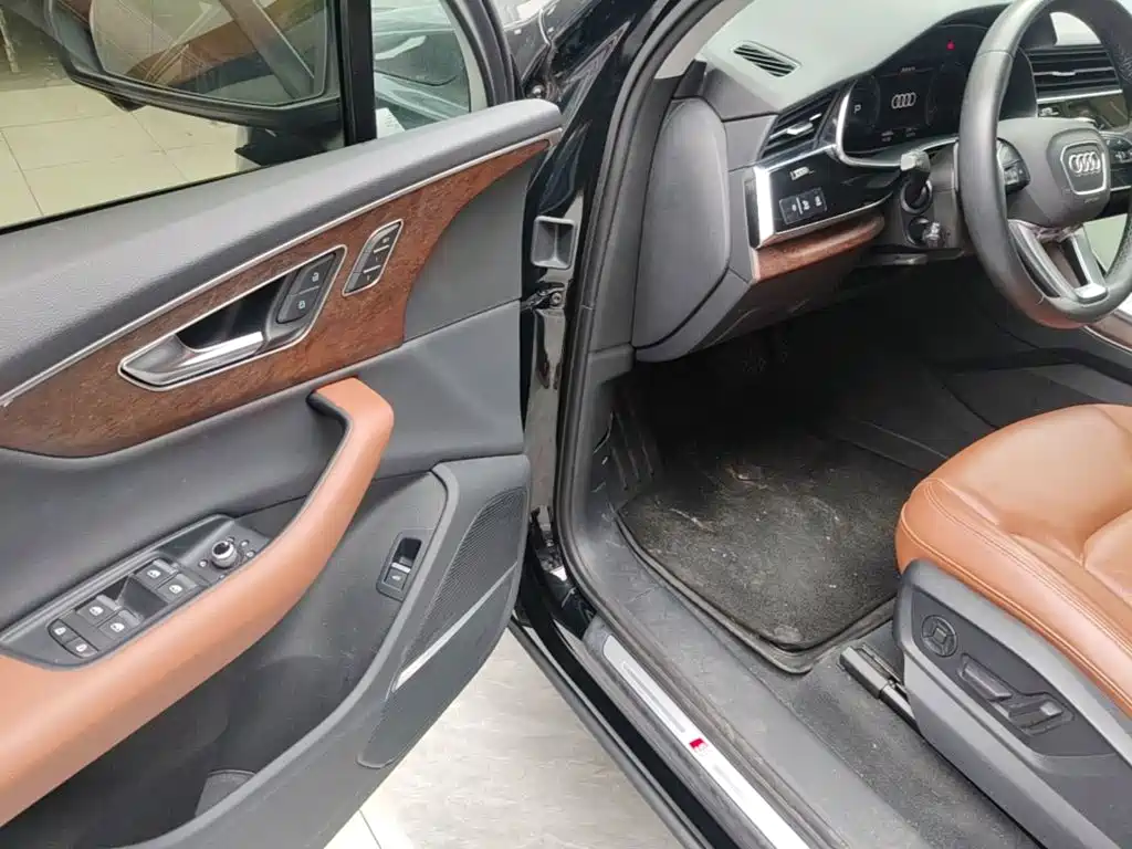 Audi Q7 — миниатюра 16