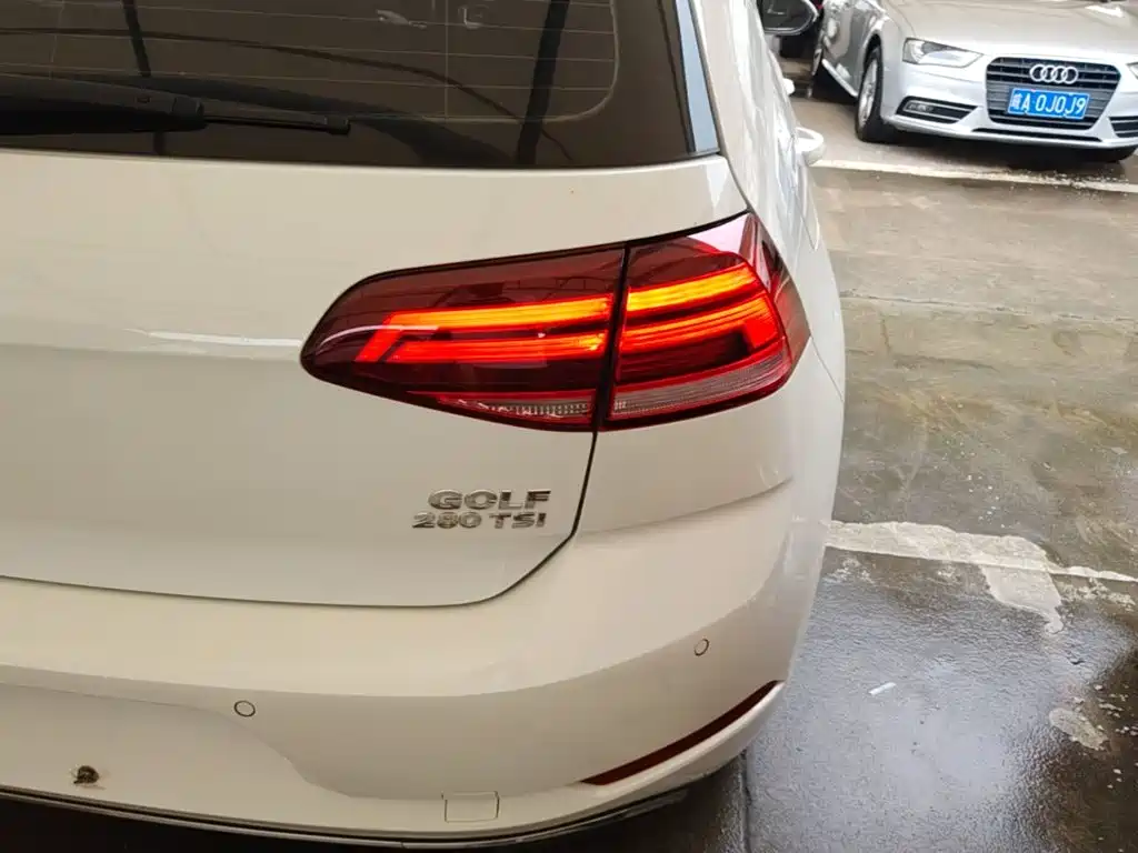 Volkswagen Golf — миниатюра 8