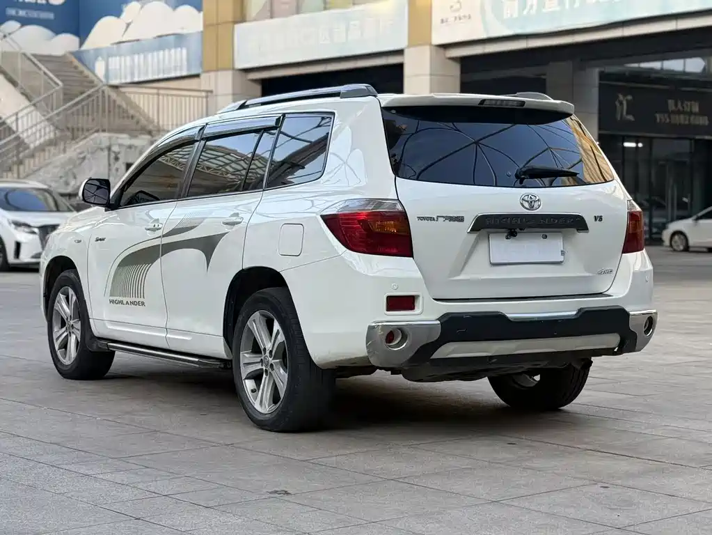 Toyota Highlander — миниатюра 9
