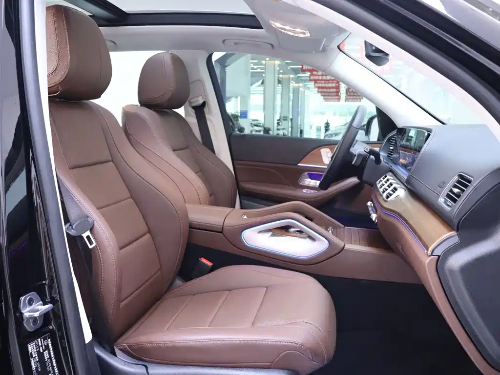 Mercedes-Benz GLE (Import) — миниатюра 21