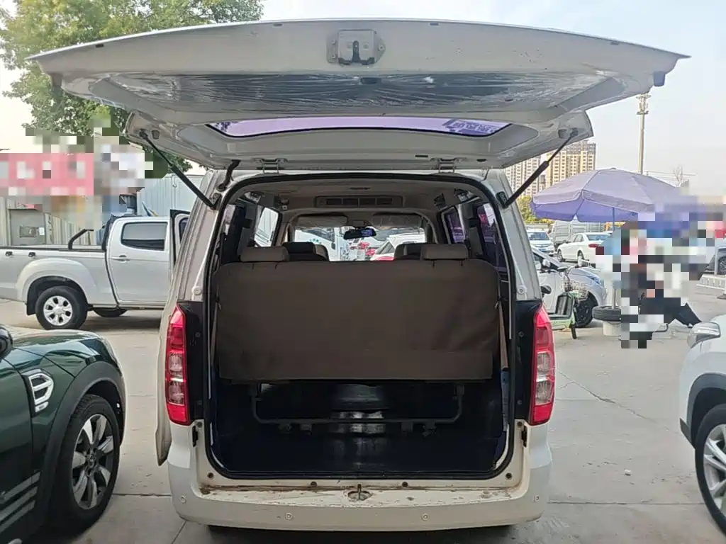Wuling Hongguang V — миниатюра 19