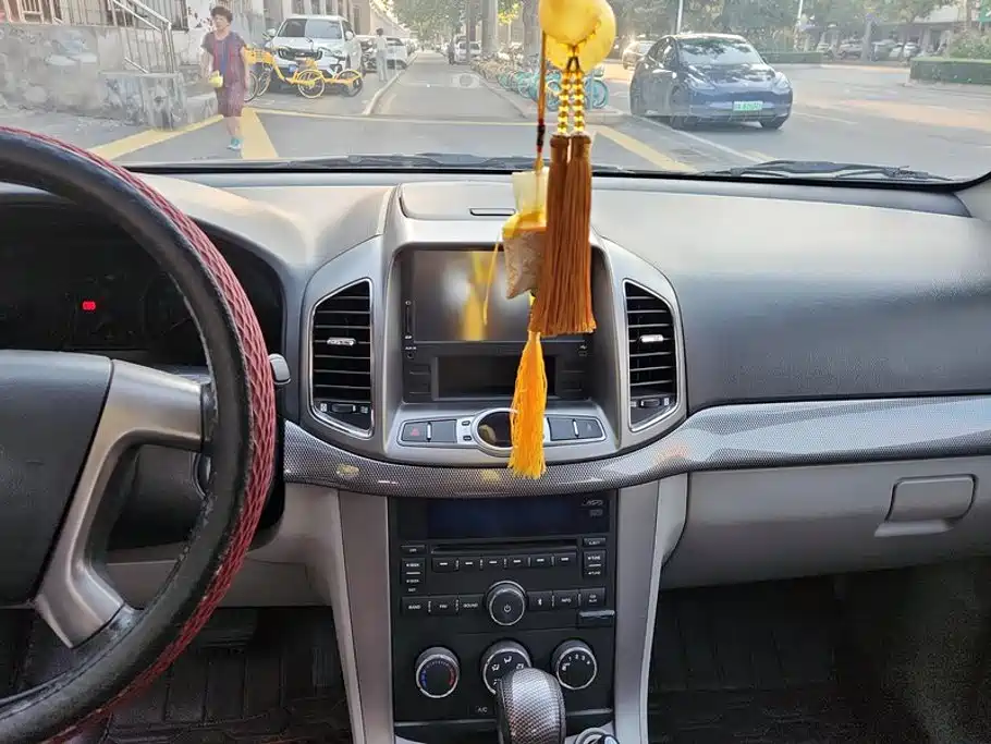 Chevrolet Captiva — миниатюра 13