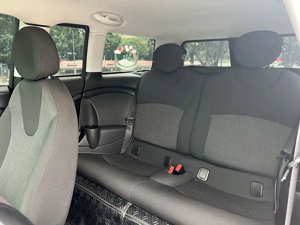 MINI Mini Clubman — миниатюра 22