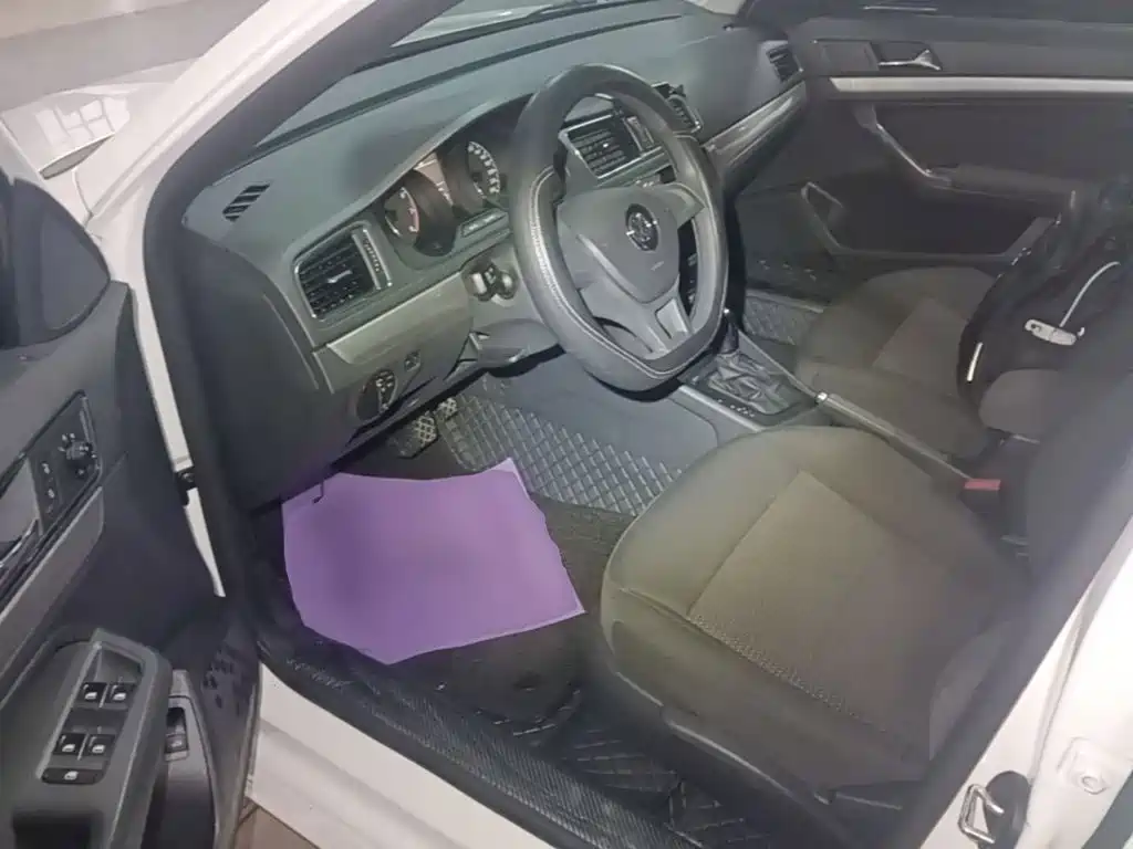 Volkswagen Lavida — миниатюра 16