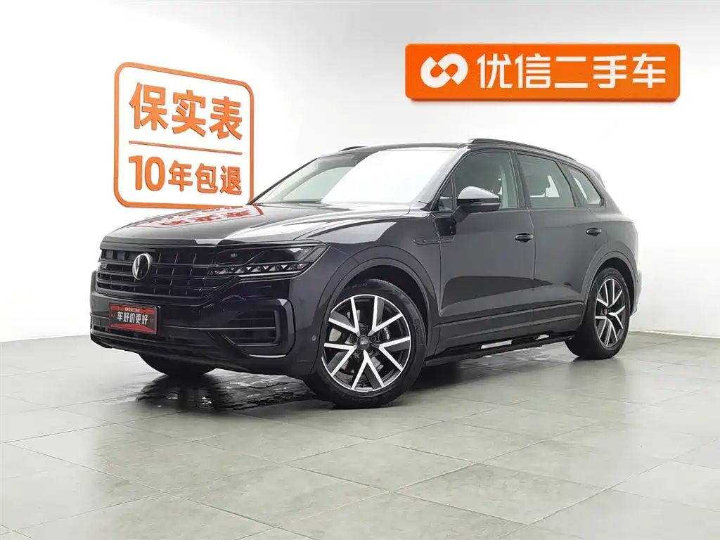 VOLKSWAGEN TOUAREG