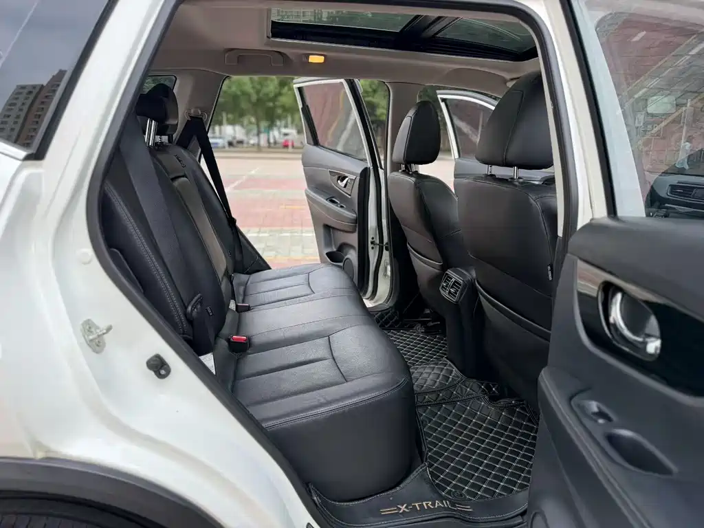 Nissan X-Trail — миниатюра 5