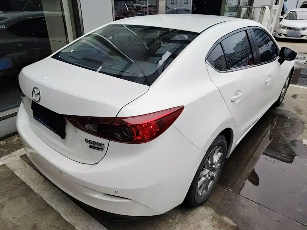Mazda 3 Axela — миниатюра 7