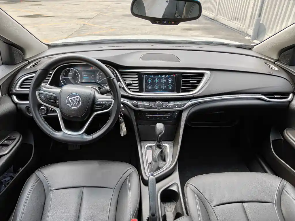 Buick Excelle — миниатюра 9
