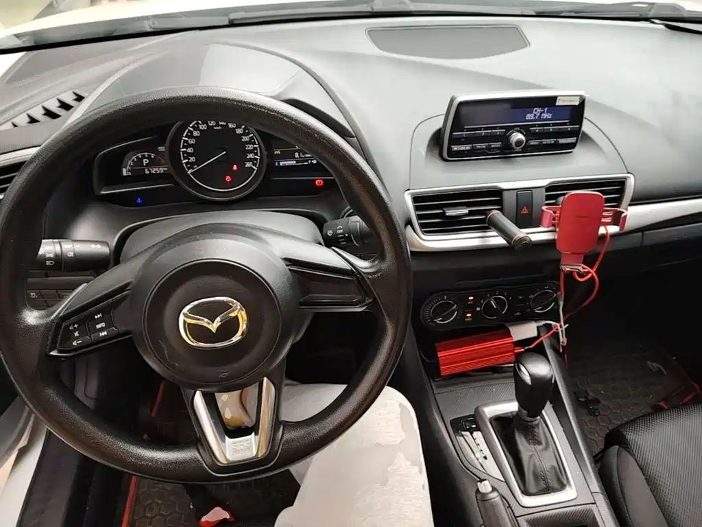 Mazda 3 Axela — миниатюра 10