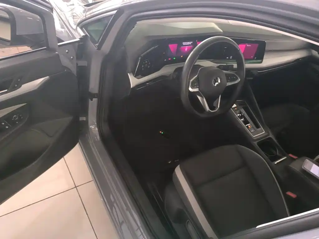 Volkswagen Golf — миниатюра 16