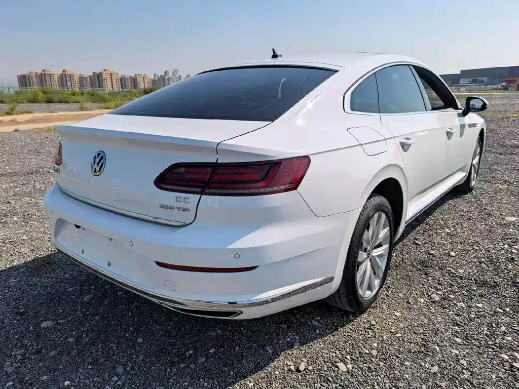 Volkswagen CC — миниатюра 6
