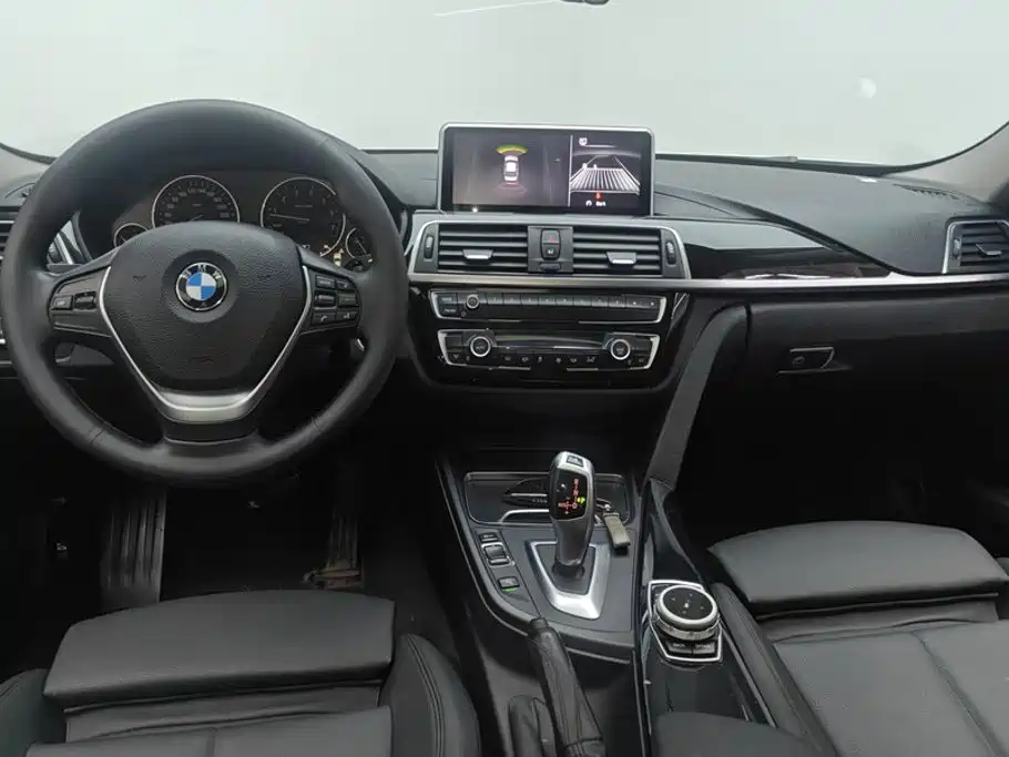 BMW 3 Series — миниатюра 12