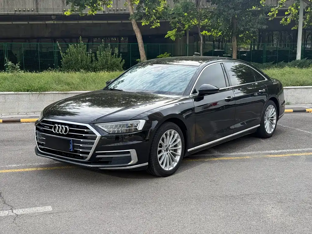 Audi A8 2022 A8L 50 TFSI quattro Comfort