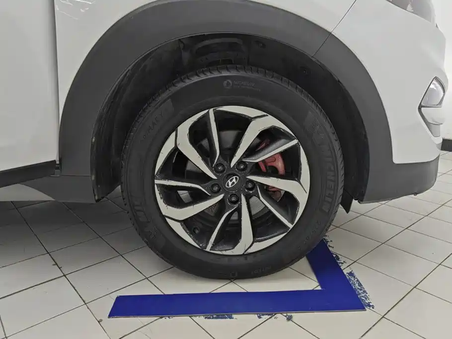 Hyundai Tucson — миниатюра 6