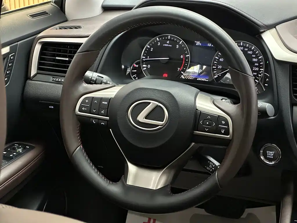 Lexus RX — миниатюра 11
