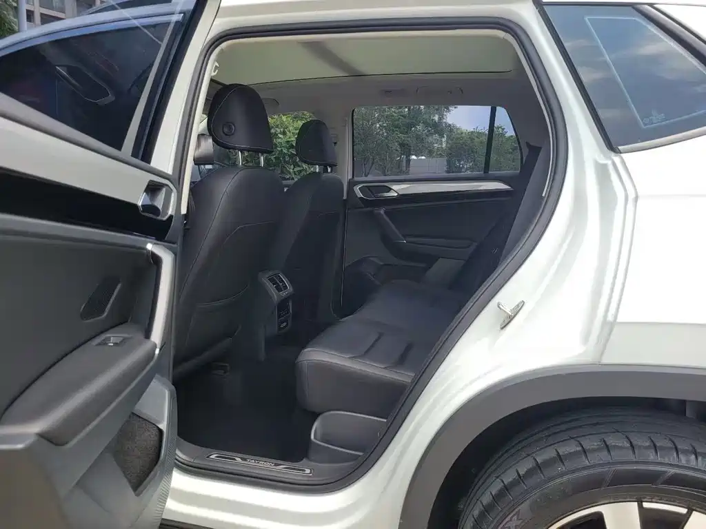 Volkswagen Tayron — миниатюра 6