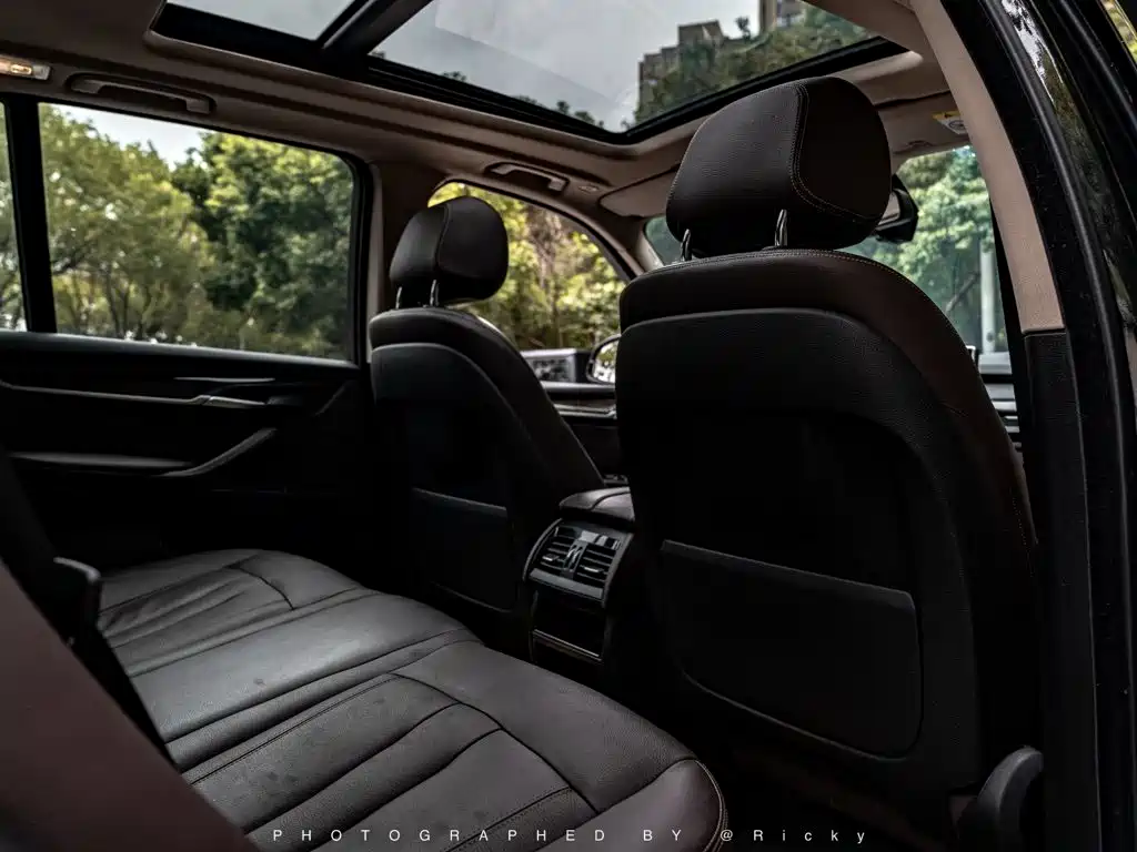 BMW X5 (Import) — миниатюра 9