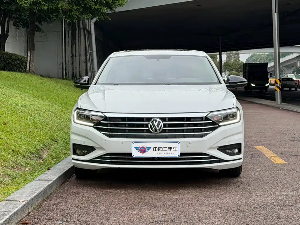 Volkswagen Sagitar — миниатюра 2