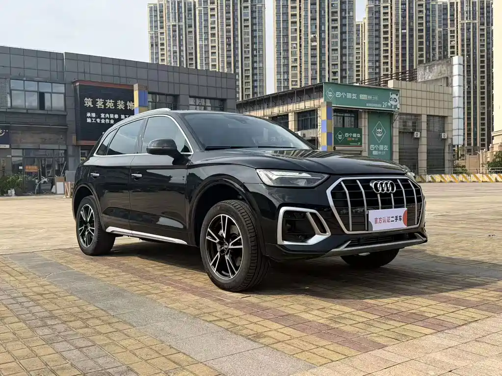 Audi Q5L — миниатюра 2