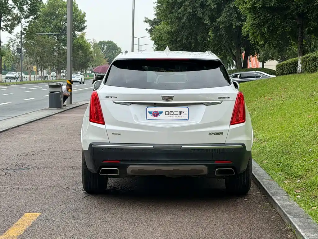 Cadillac XT5 — миниатюра 5