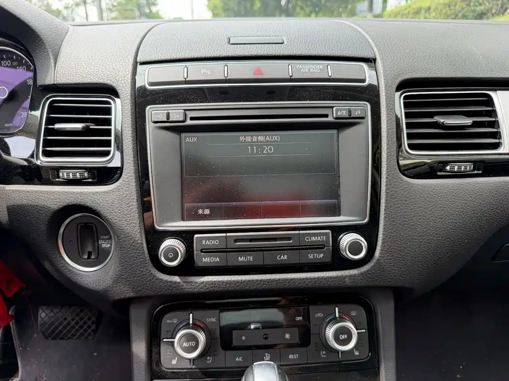 Volkswagen Touareg — миниатюра 10