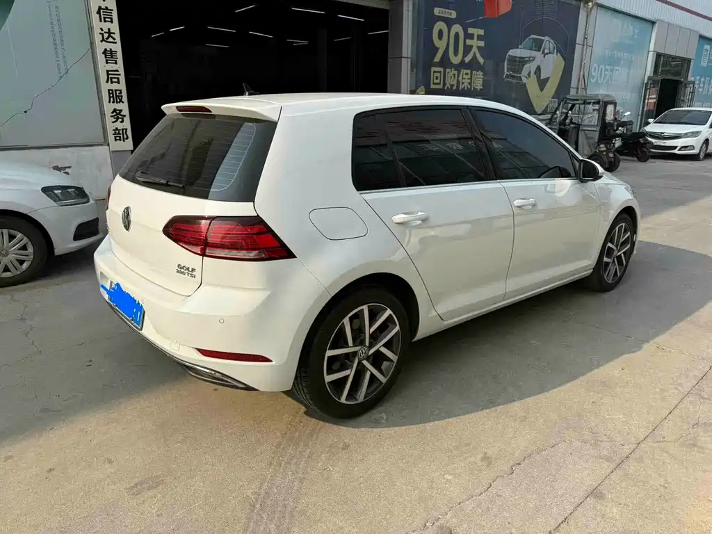 Volkswagen Golf — миниатюра 4