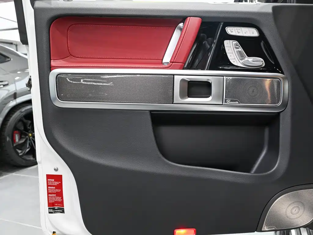 Mercedes-Benz G-Class — миниатюра 17