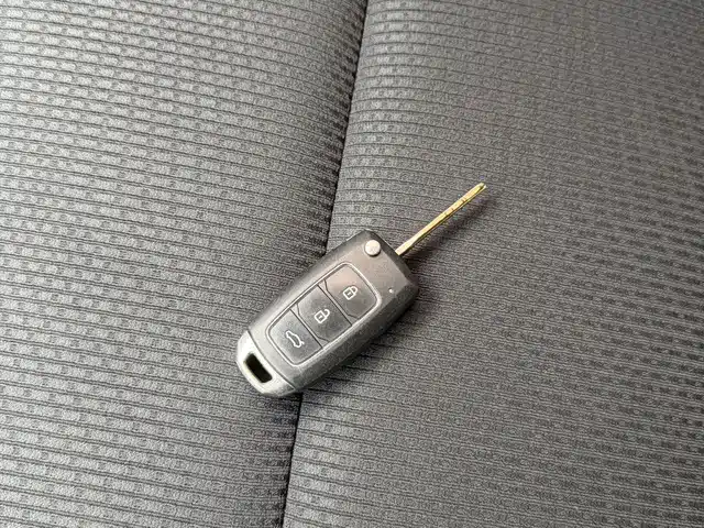 Toyota Yaris L — миниатюра 19