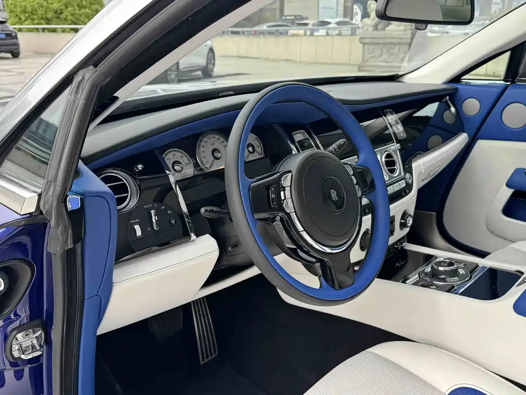 Rolls-Royce Wraith — миниатюра 4