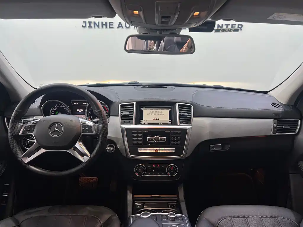 Mercedes-Benz GL-Class — миниатюра 7