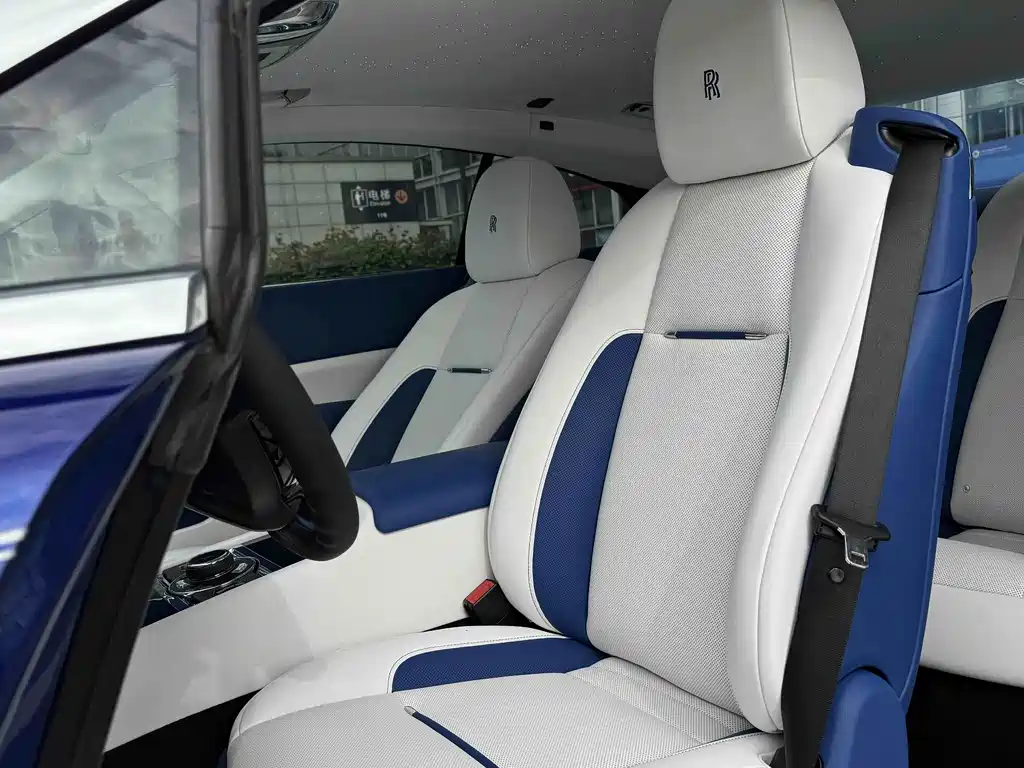 Rolls-Royce Wraith — миниатюра 7