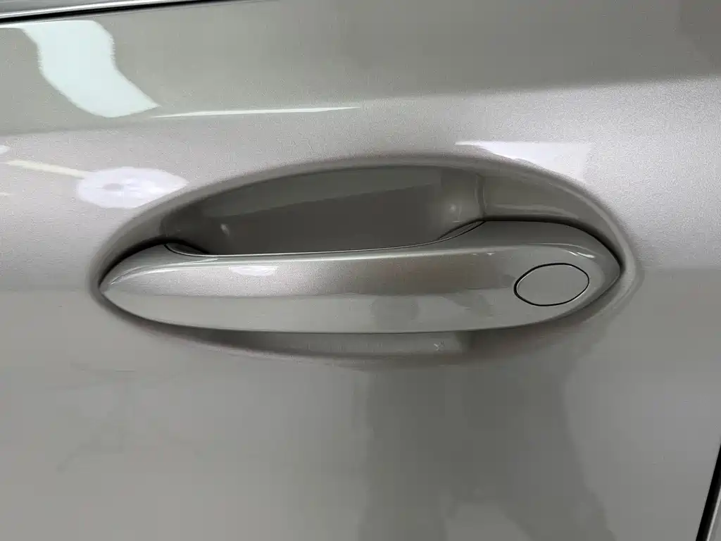 BMW 5 SERIES NEW ENERGY