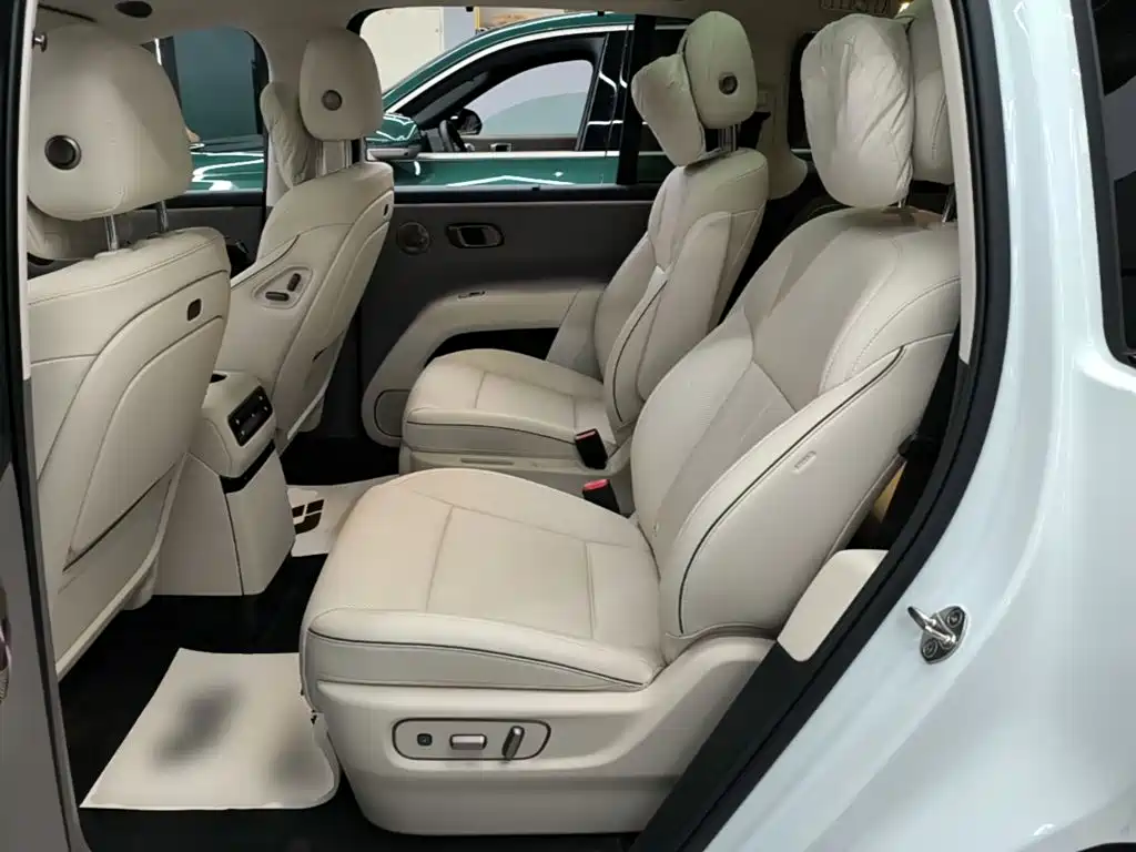 Li Auto Li i8 — миниатюра 17