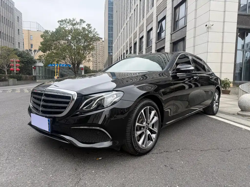 Mercedes-Benz E-Class 2019