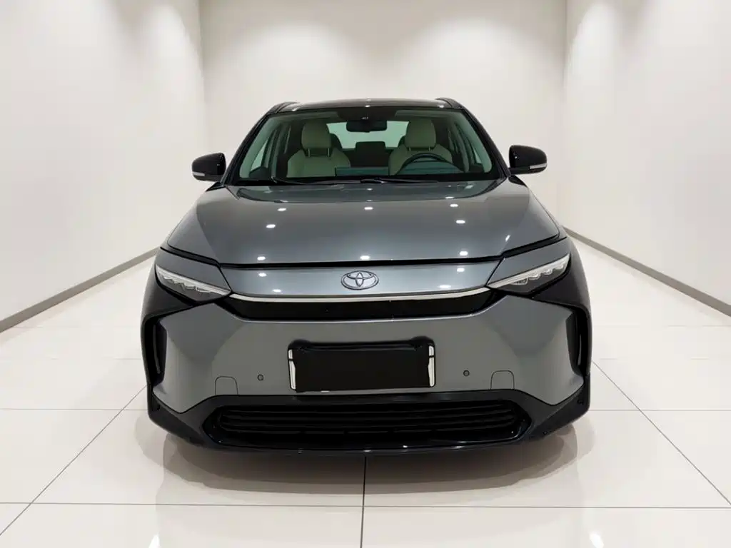 Toyota bZ4X — миниатюра 2