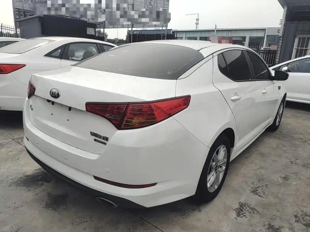 Kia K5 — миниатюра 7