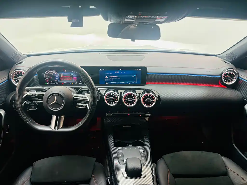 Mercedes-Benz A-Class — миниатюра 9