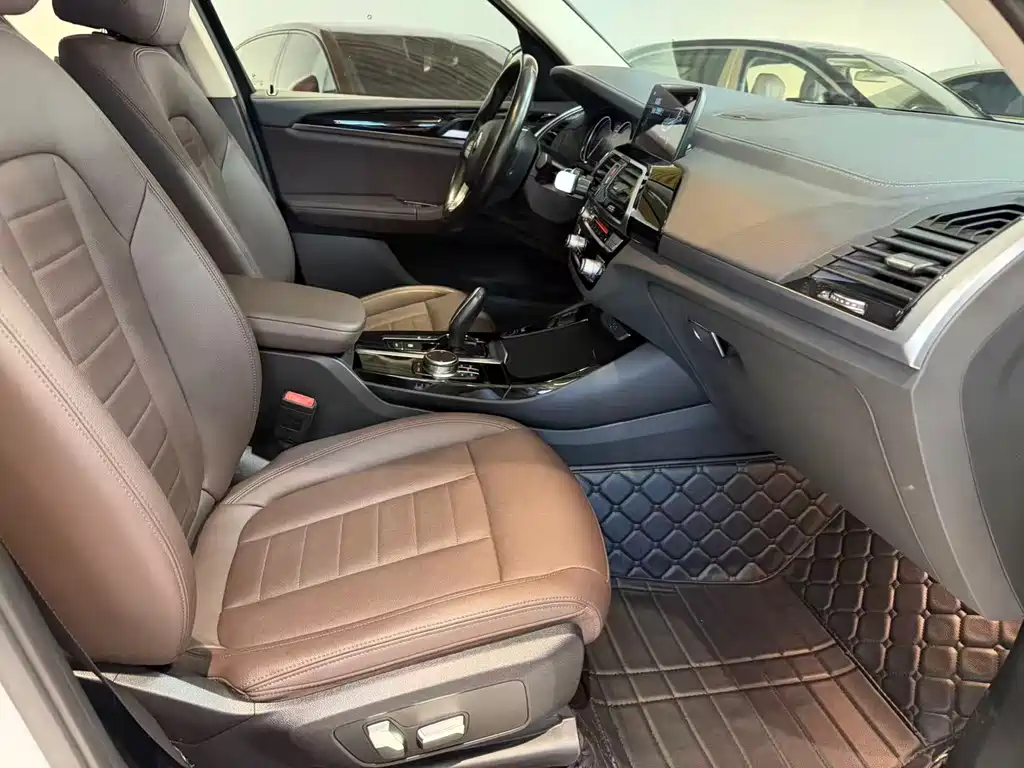 BMW X3 — миниатюра 6