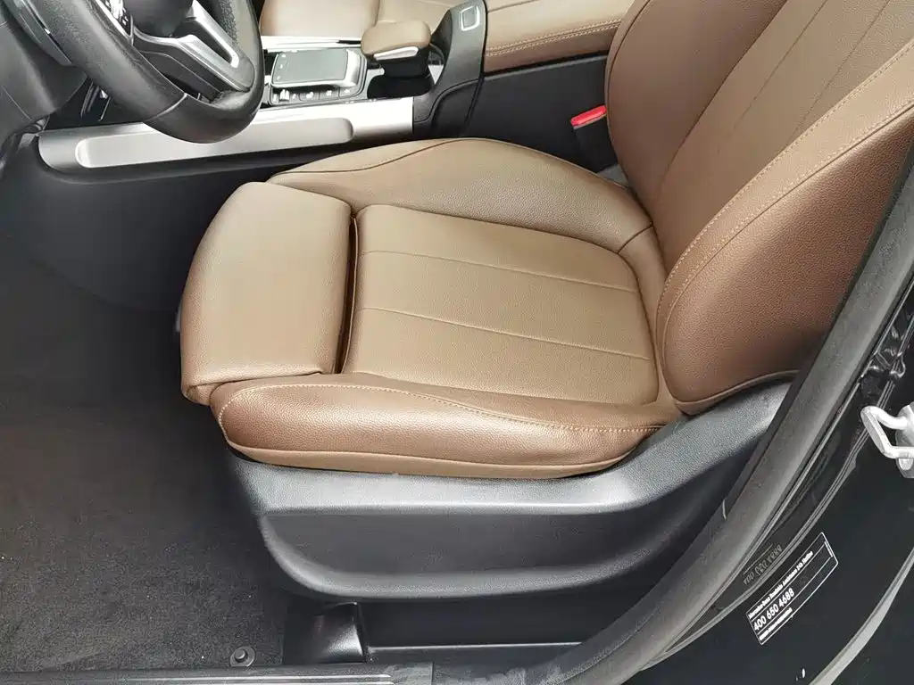 Mercedes-Benz GLB — миниатюра 20