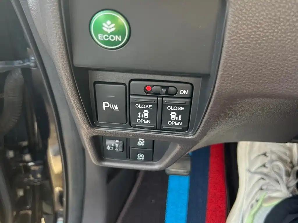 Honda Odyssey — миниатюра 6