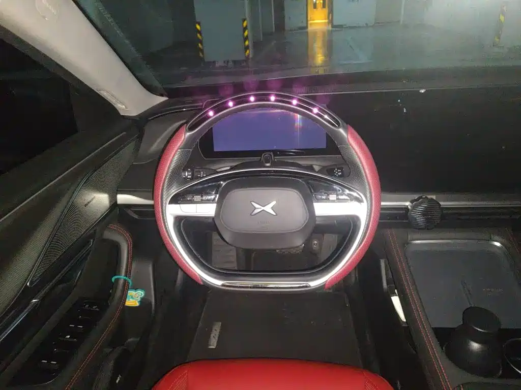 XPeng P7 — миниатюра 3