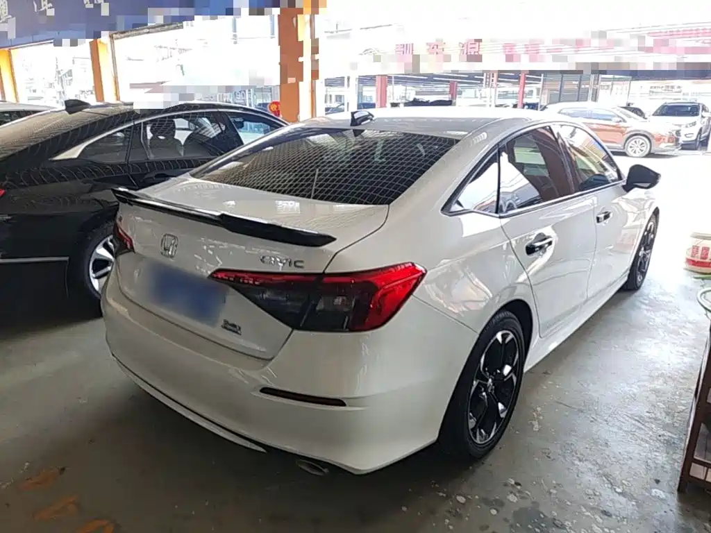 Honda Civic — миниатюра 7