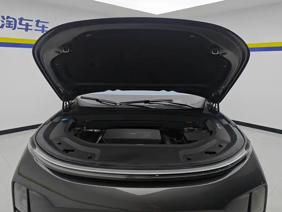 Li Auto Li L8 — миниатюра 10