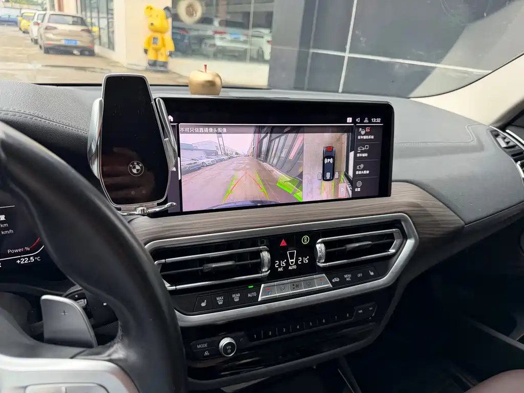 BMW X3 — миниатюра 7